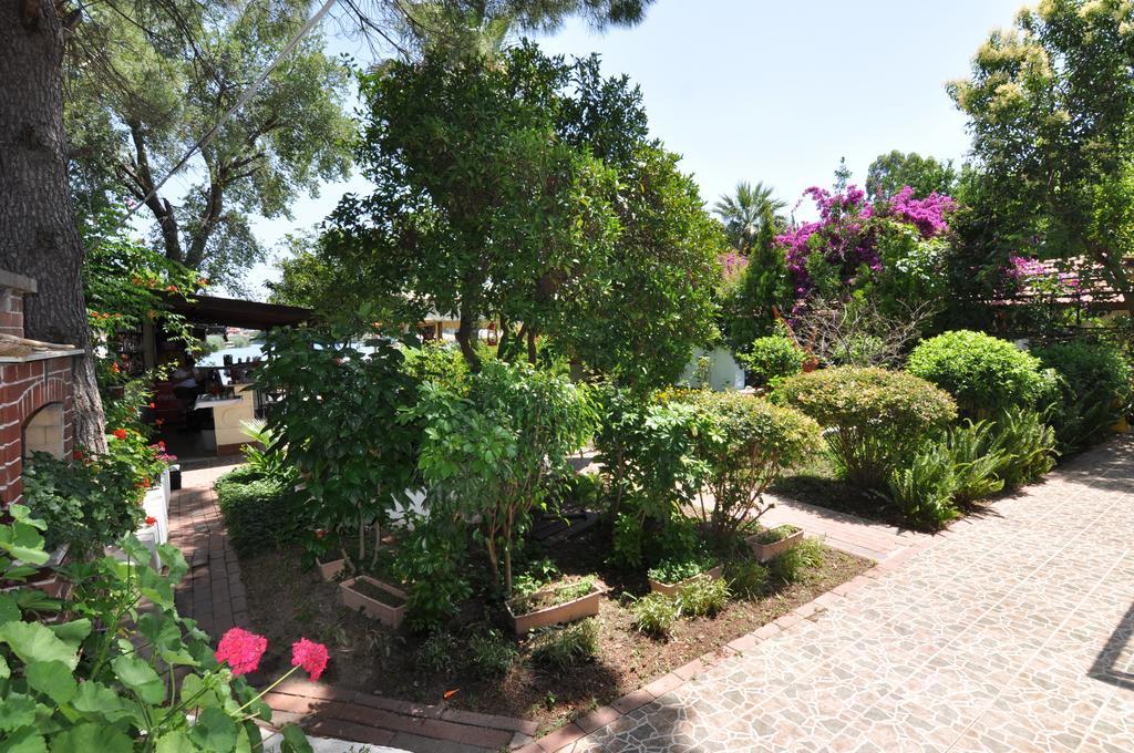 Longhouse Inn Hotel Dalyan Bagian luar foto