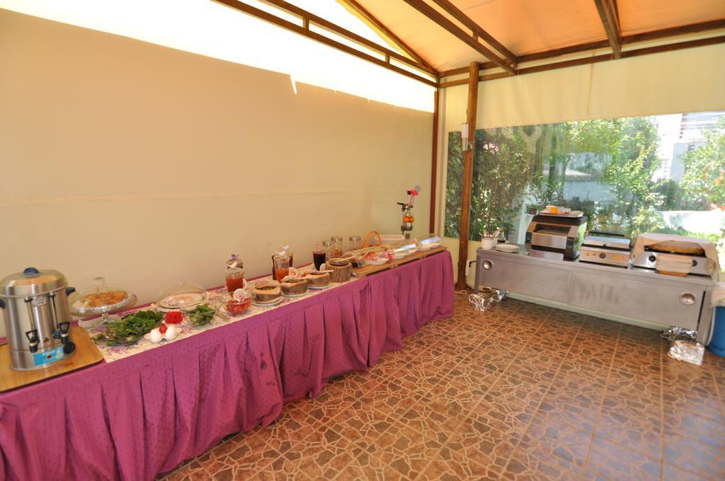 Longhouse Inn Hotel Dalyan Bagian luar foto