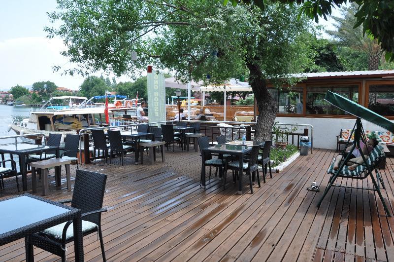 Longhouse Inn Hotel Dalyan Bagian luar foto