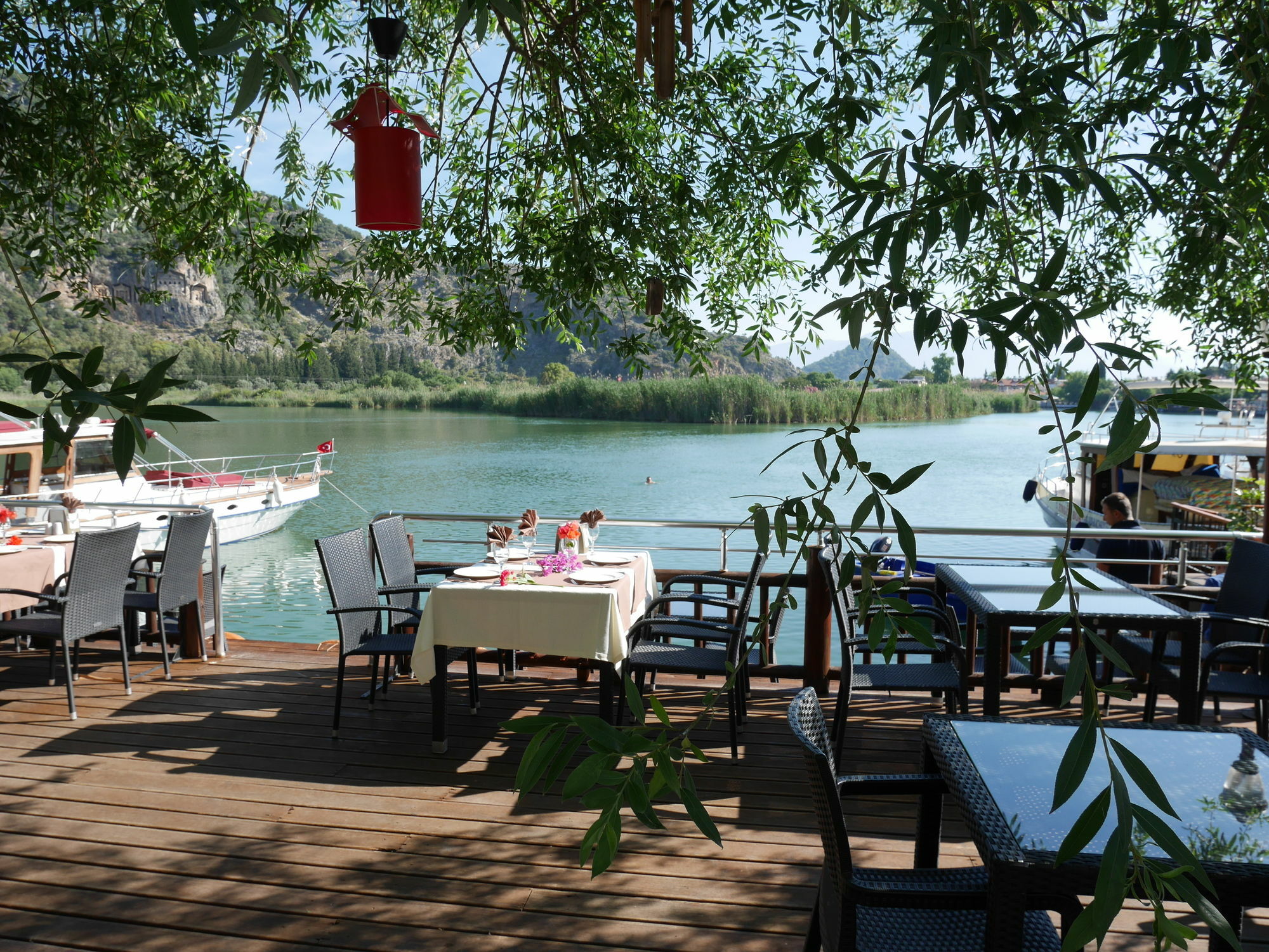 Longhouse Inn Hotel Dalyan Bagian luar foto