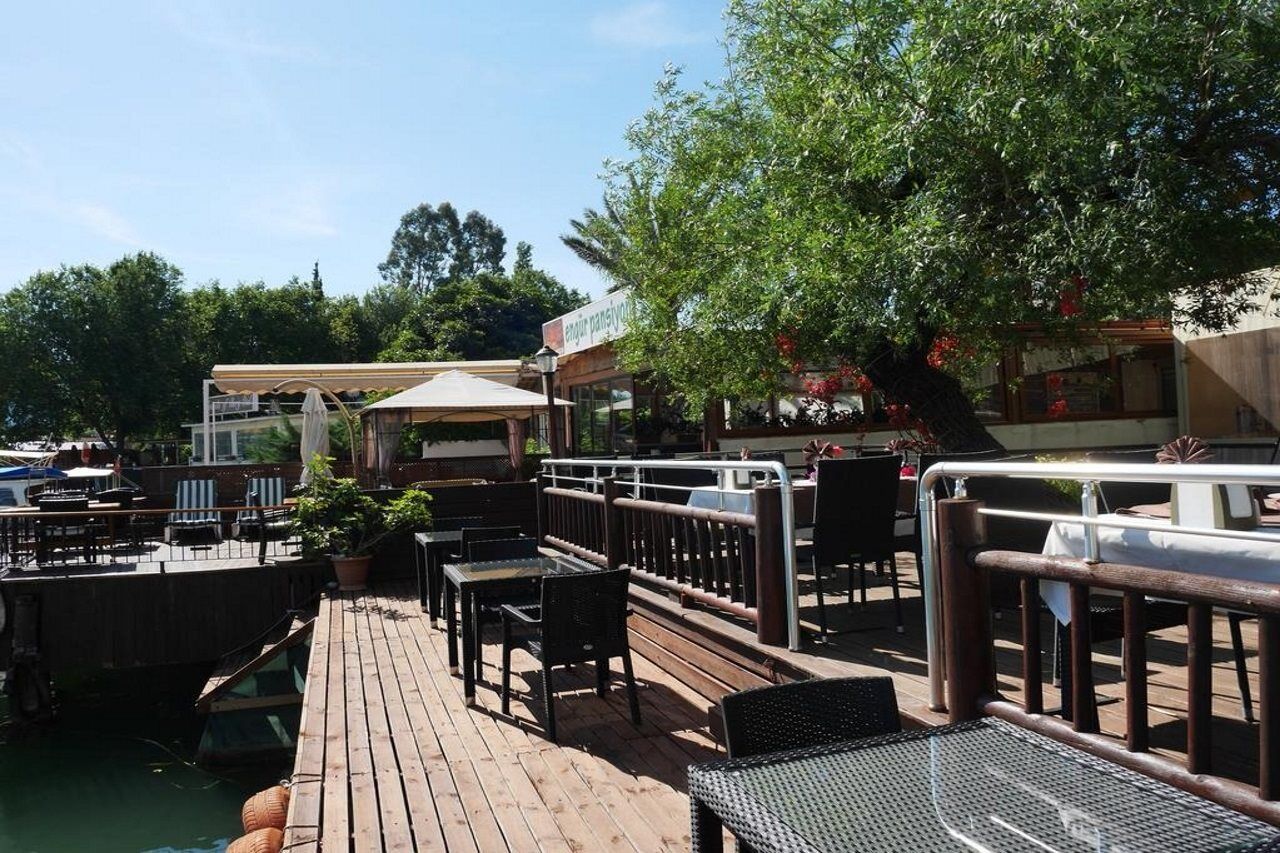 Longhouse Inn Hotel Dalyan Bagian luar foto